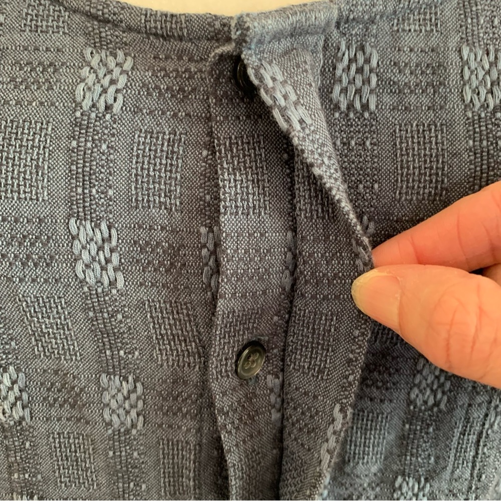 SOLD!  Madewell Blue Button Front Linen Blend Sleeveless Top Pockets Medium - Picture 5 of 10